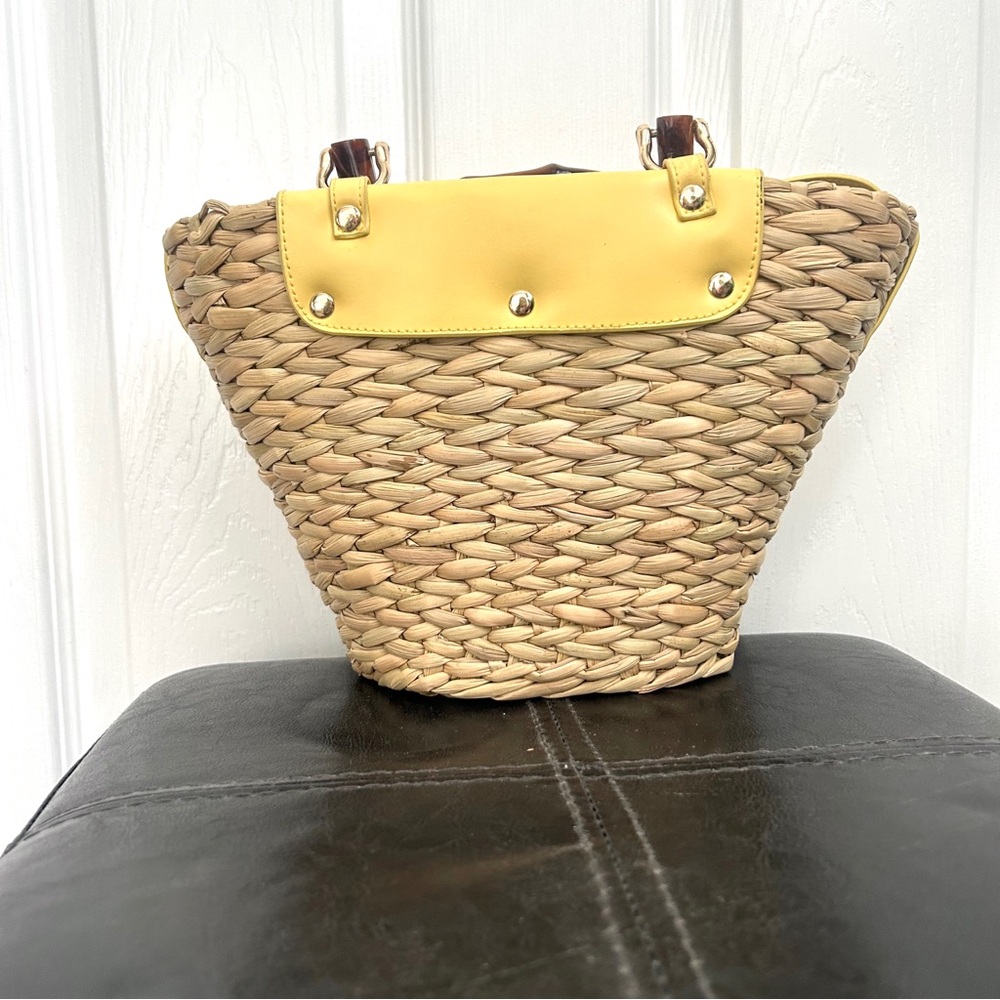 Yellow and Tan Straw Woven Bamboo Handle/Crossbody Bag - Picture 7 of 11